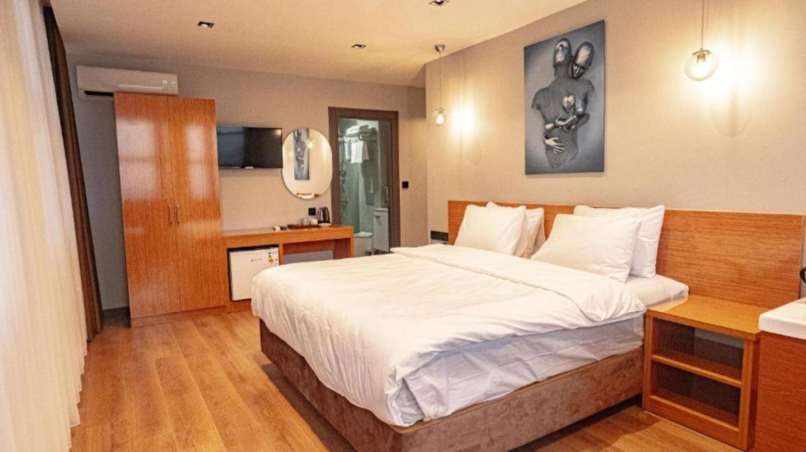Elite Marmara Pansiyon Camlica Istanbul Exterior foto